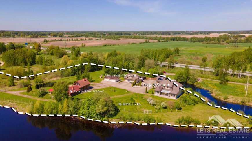 704.1 m² būves, 3.77 ha zeme, Daugavmalas