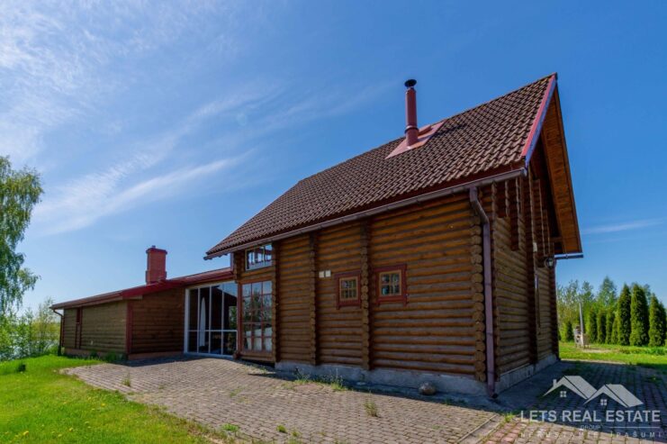704.1 m² būves, 3.77 ha zeme, Daugavmalas
