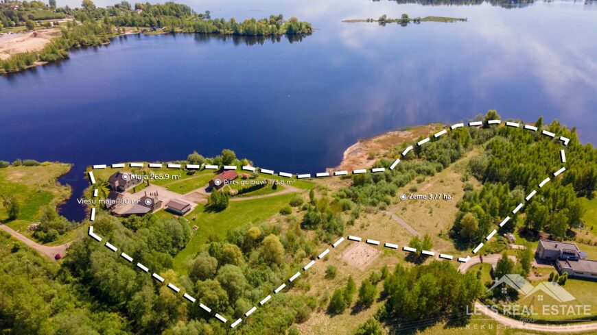 704.1 m² būves, 3.77 ha zeme, Daugavmalas