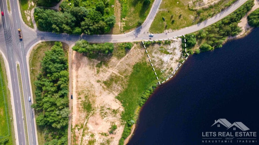 1609 m² apbūves zeme, Daugavmalas iela 2C