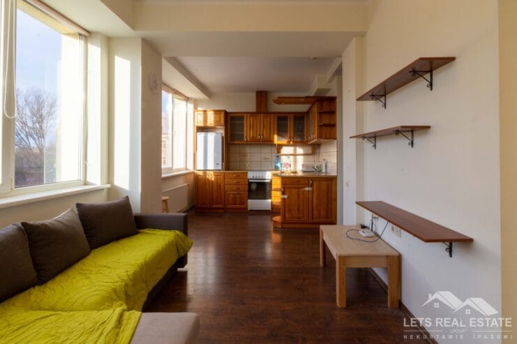 2 istabu dzīvoklis, Klusā iela 18, Brasa, Rīga