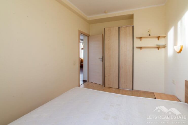 2 istabu dzīvoklis, Klusā iela 18, Brasa, Rīga