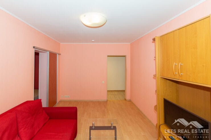2 istabu dzīvoklis, Pūces iela 51, Purvciems, Rīga